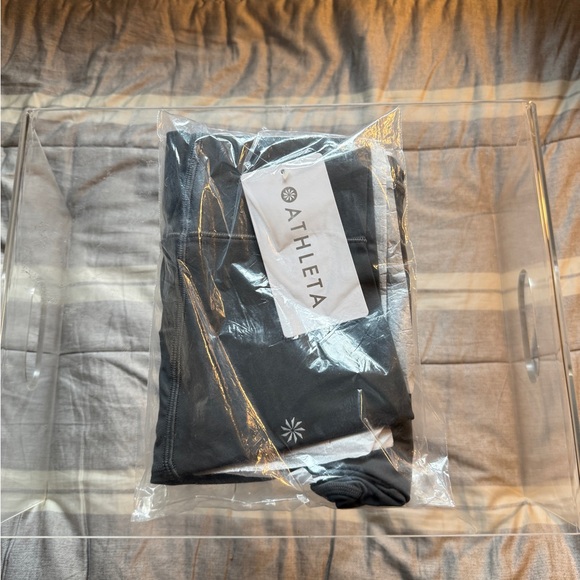 Athleta Charcoal Leggings Size 7/8 - Picture 2 of 3